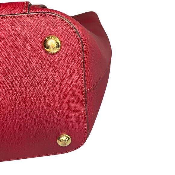 Michael Kors Red Jet Set Large Zip Tote -  Saffiano Leather w/ Dustbag - Picture 9 of 13